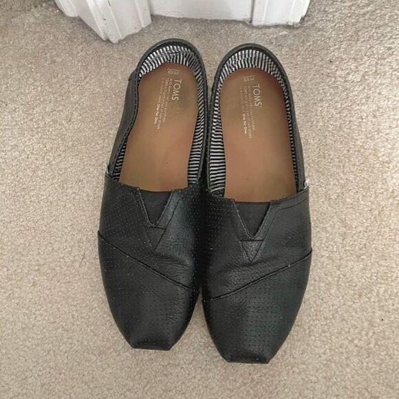 TOMS Classic Alpargata Slip On Genuine Leather Perforated Flat Driving Shoes main image 11
